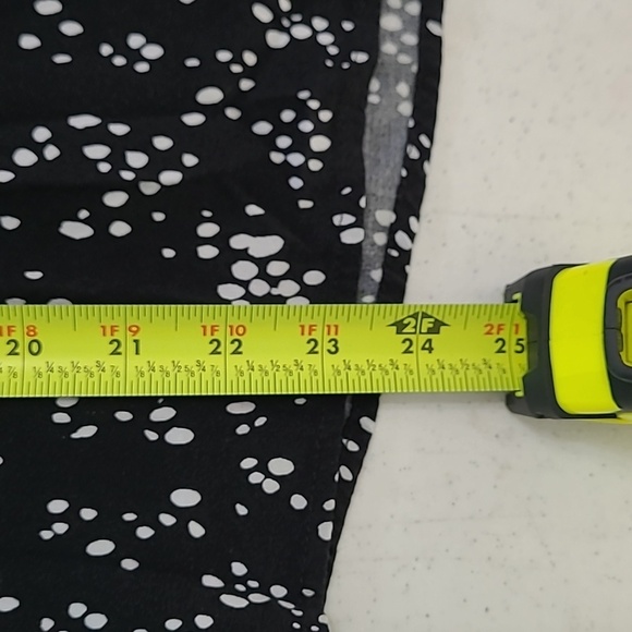 Adrienne Vittadini Black Top with White Polka-dots Blouse size XL - Picture 8 of 8